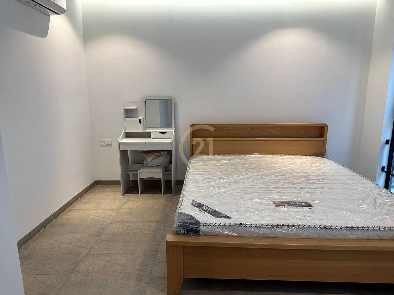 MODERN TWO BEDROOM FOR RENT