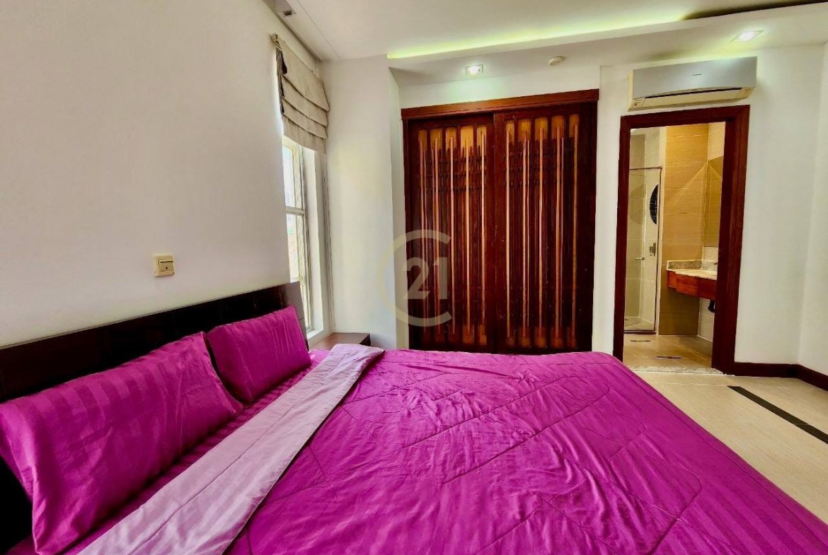 Modern 2 Bed Apartment for rent at TTP