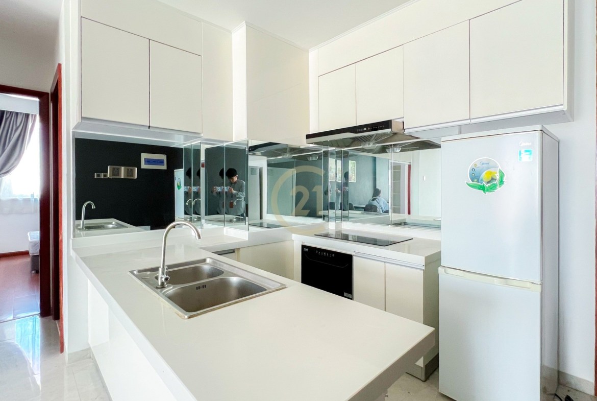 Spacious Two Bedroom for rent in Doun Penh