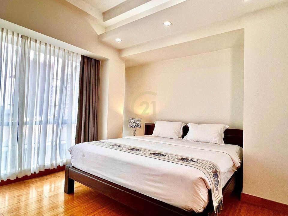 CLASSIC TWO BEDROOM FOR RENT