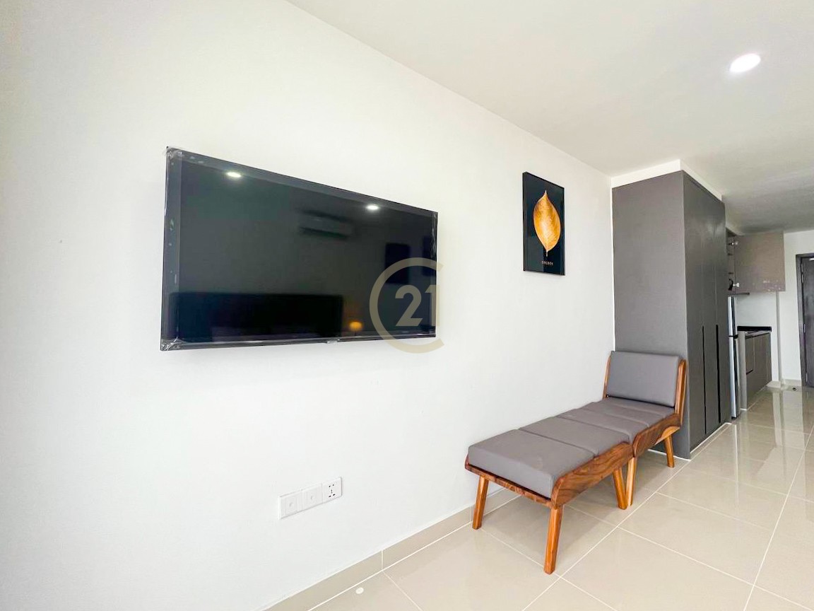Spacious Studio room for rent In Bassac Area