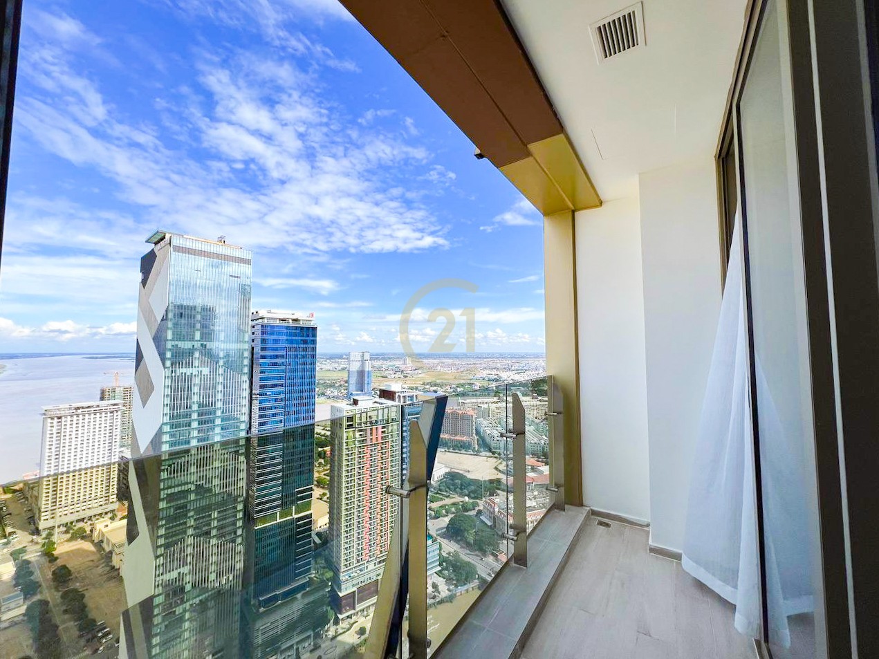 Spacious Studio room for rent In Bassac Area