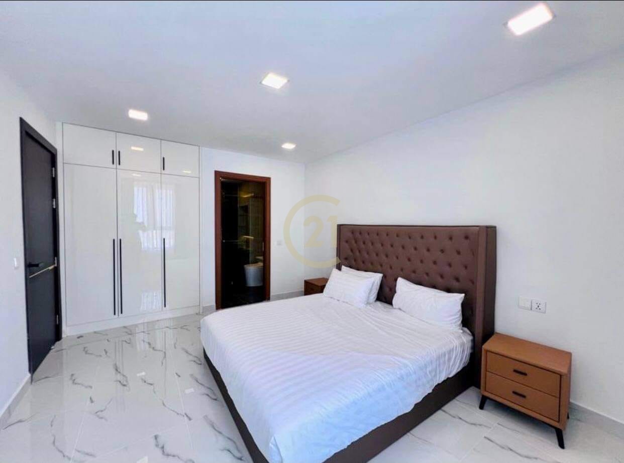 Luxury 1 BR for rent at Beong Trobek