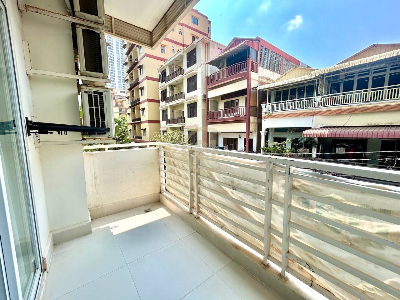 2 Bed Apartment for rent At Tonle Bassac