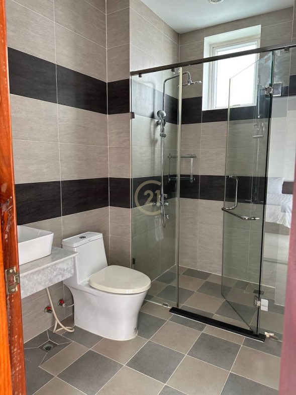 Modern 2 BR for rent at Boeng TroBek