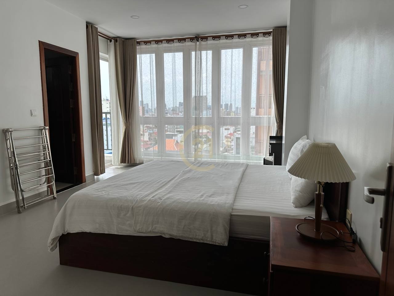 photo_11_2024-04-09_15-06-34 Modern 2 BR for rent at Boeng TroBek