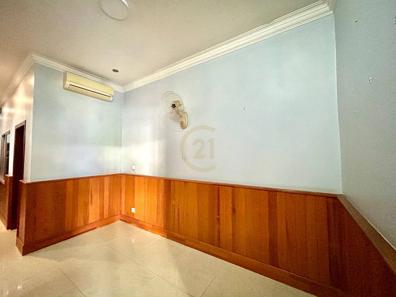 2 Bedroom Apartment for rent At BKK3