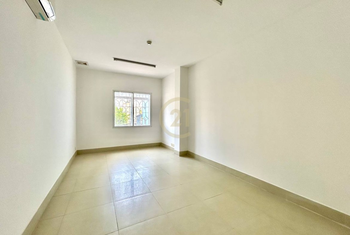 OFFICE FOR RENT AT DAUN PENH