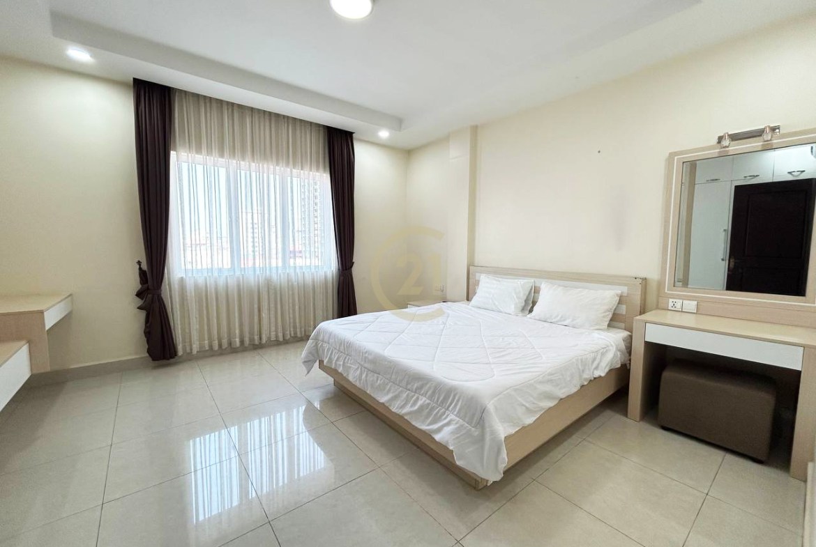 Luxury 2 BR Ap for rent at Toul Tom Poung