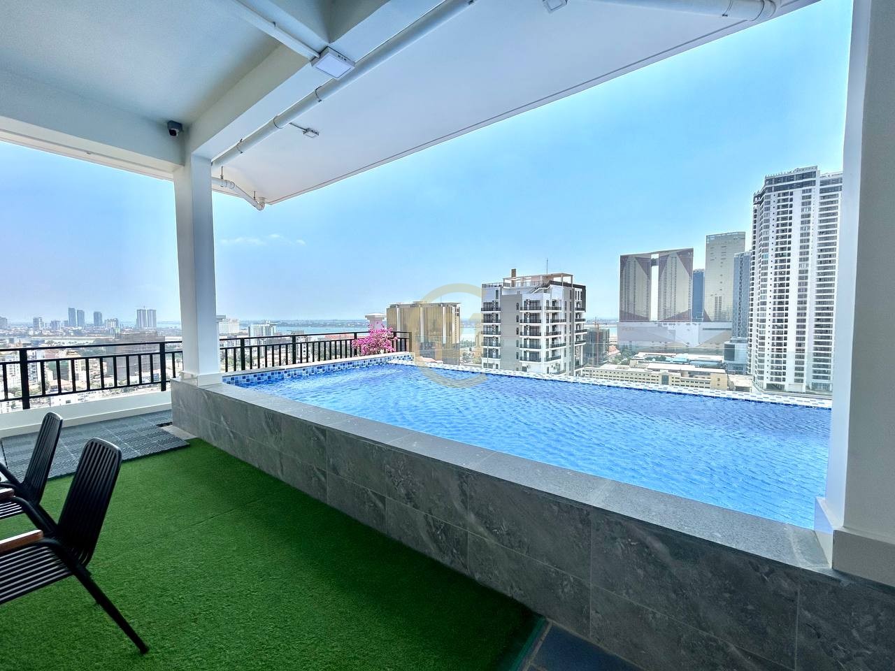 Brand New 1 Bed for rent at Tonle Bassac