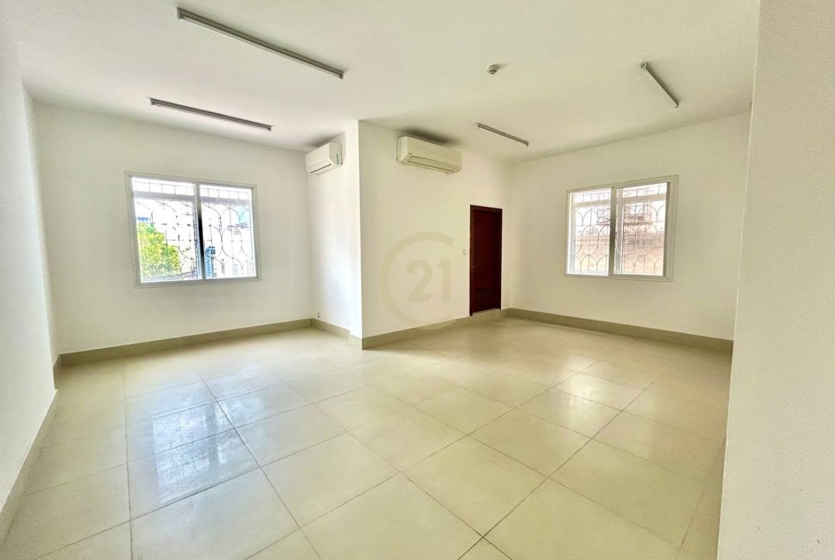 OFFICE FOR RENT AT DAUN PENH