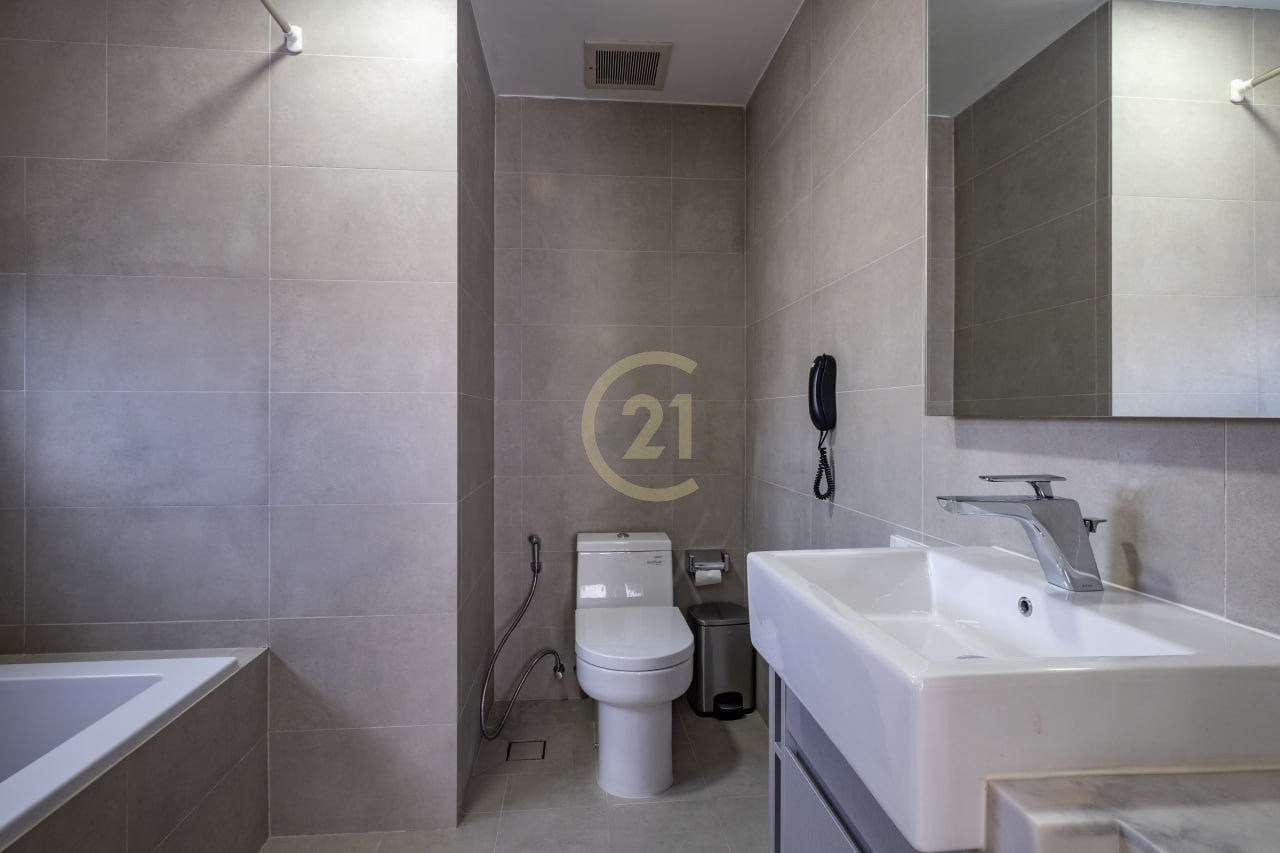 Modern 2-Bed Apartment for rent | Bkk1