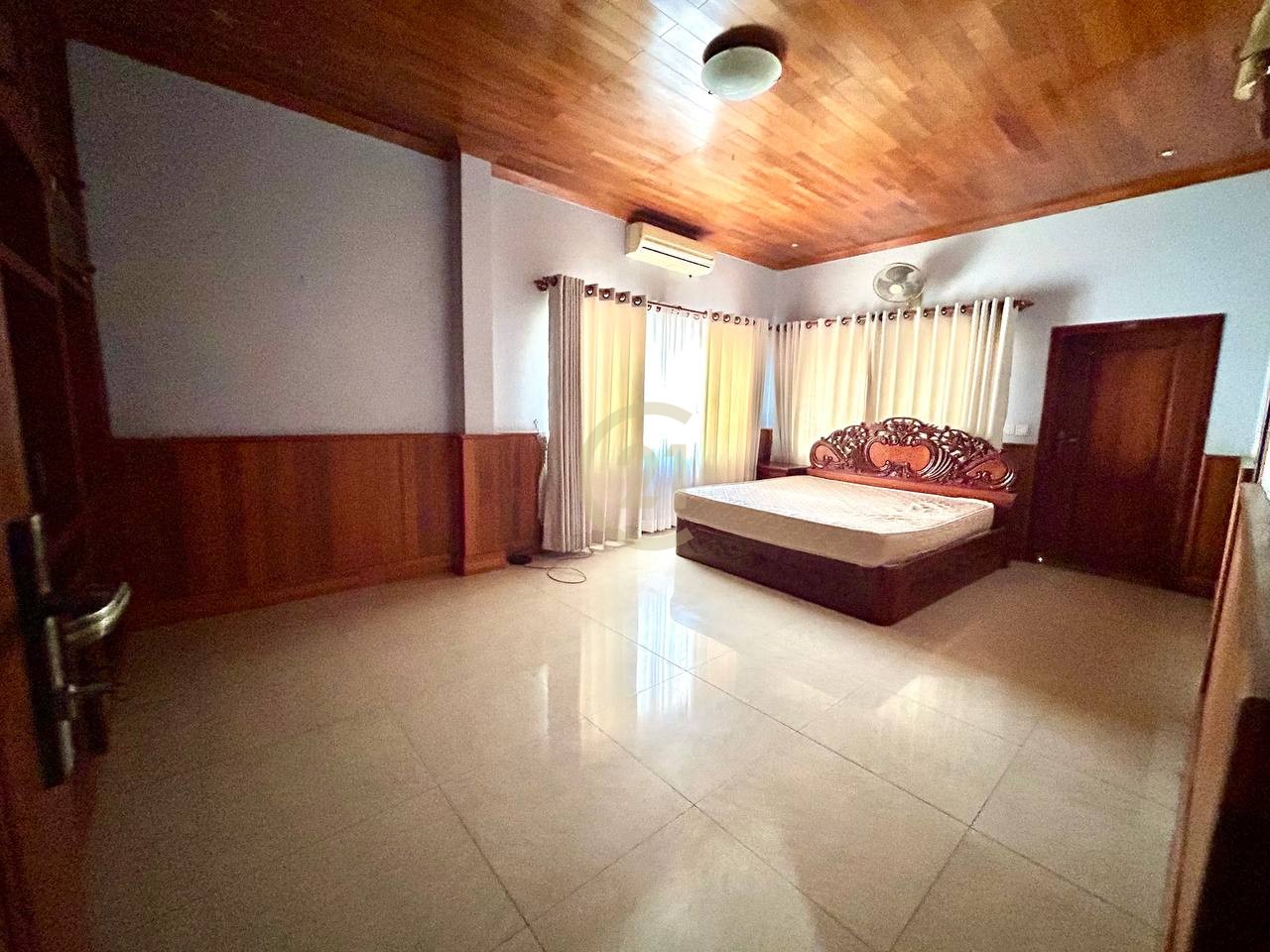 2 Bedroom Apartment for rent At BKK3