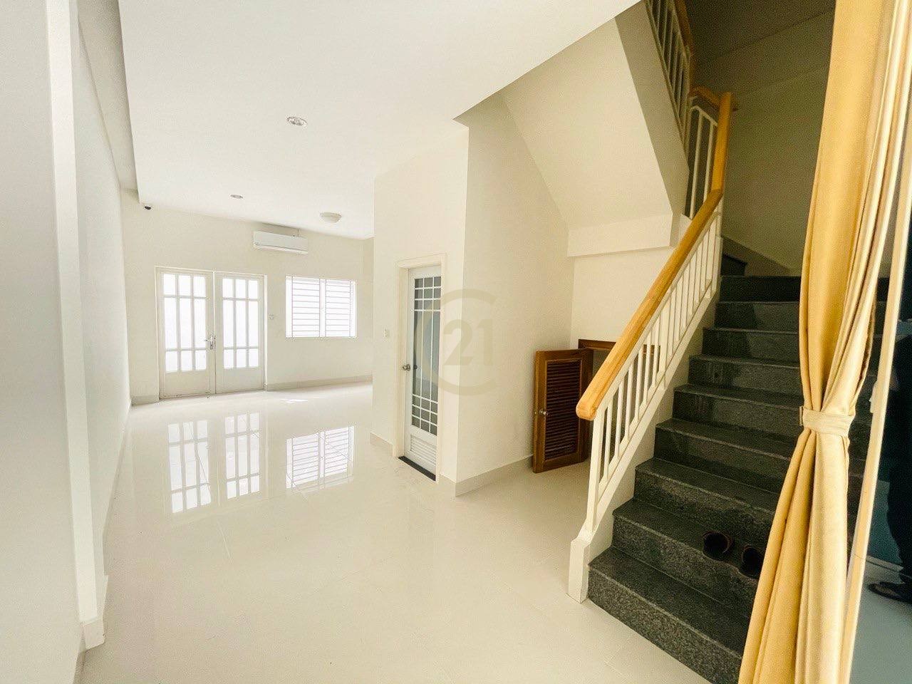 Shophouse For Sale At Peng Huoth
