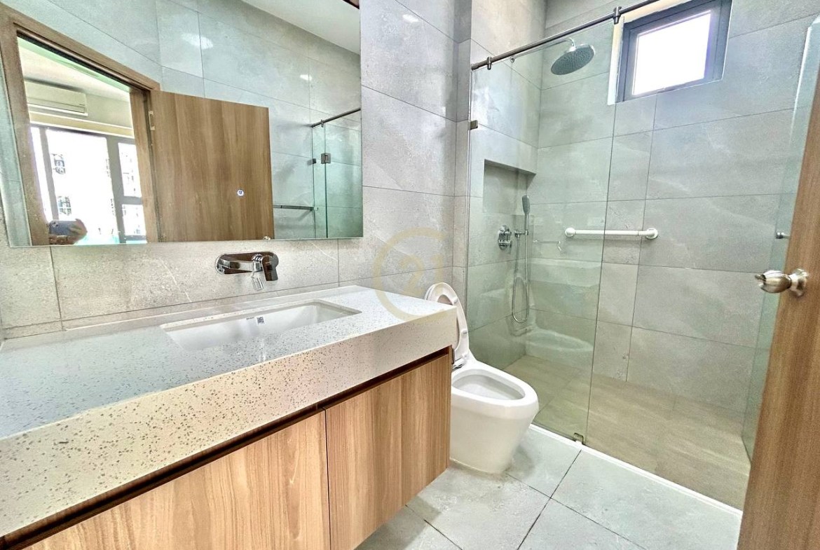 Best View 2 Bedroom Apartment For Rent At Tonle Basac