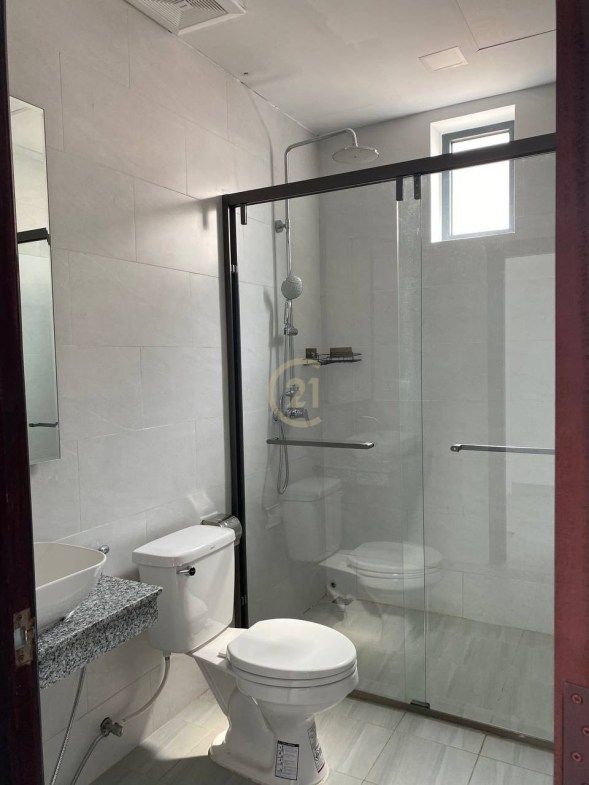 1 Bedroom Apartment for rent at Tonle Bassac