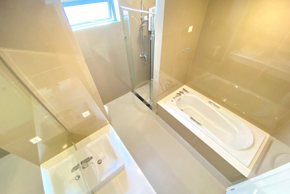Queen A Villa for Rent Borey Chip Mong 598
