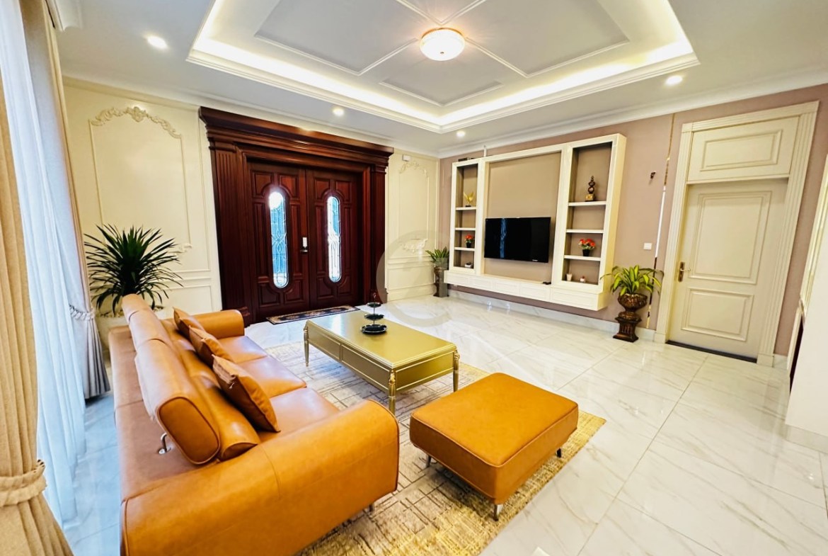 Queen A Villa for Rent Borey Chip Mong 598