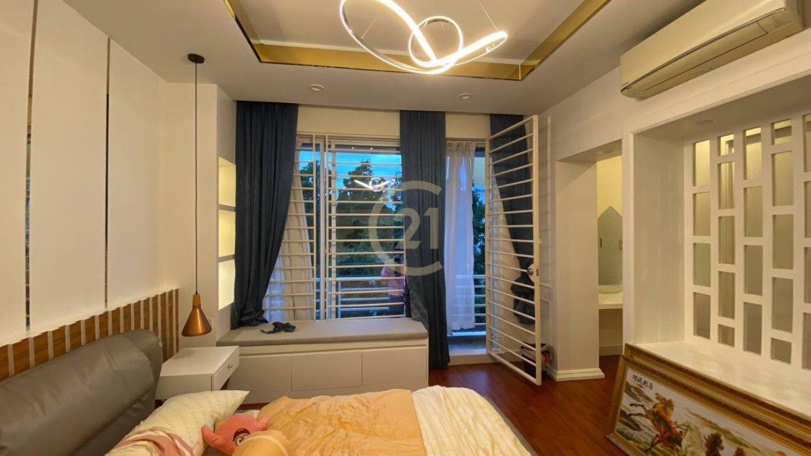 Villa For Rent At Peng Huoth