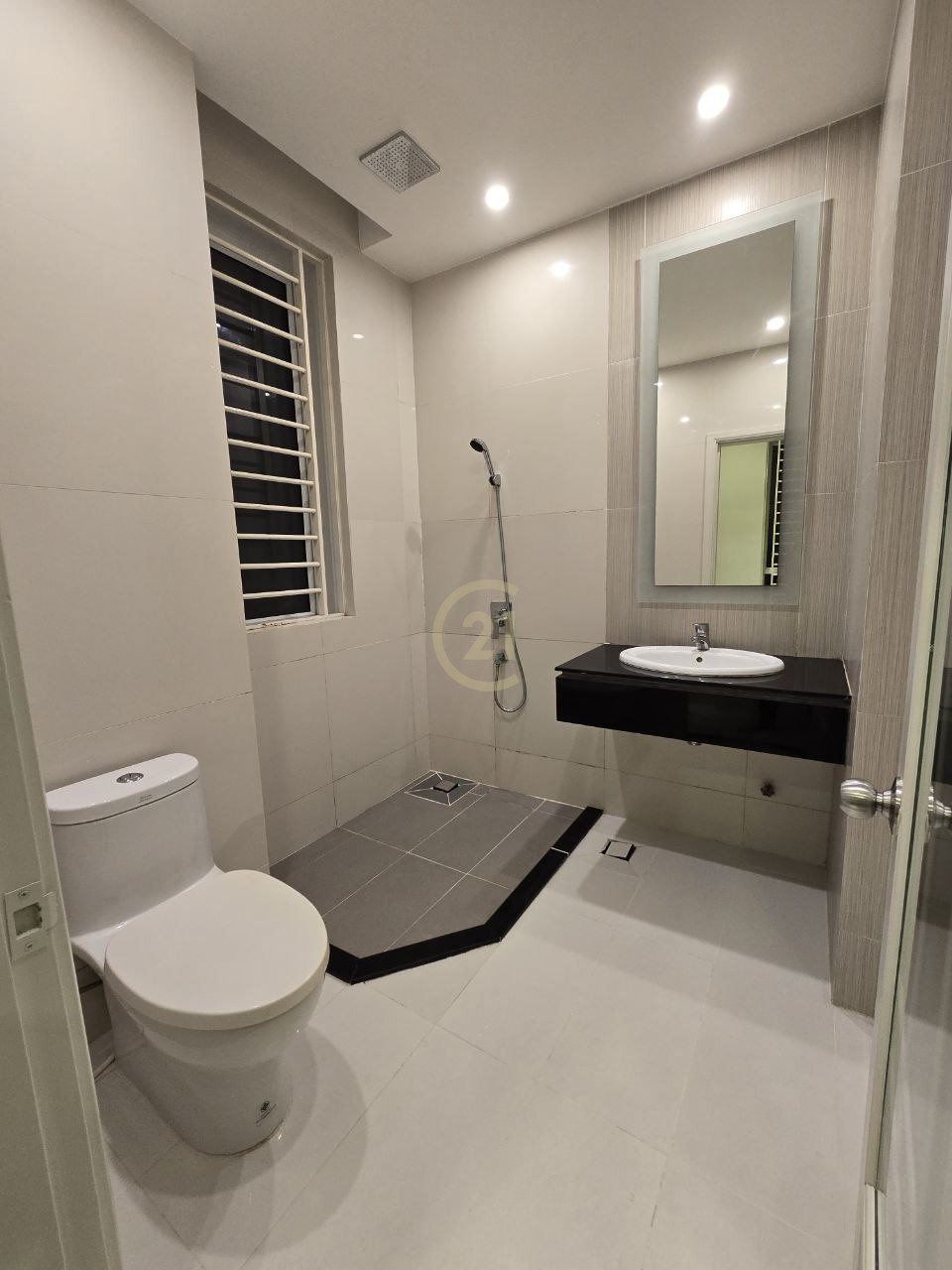 photo_2024-04-12_15-04-12