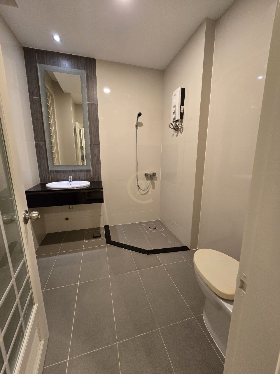 photo_2024-04-12_15-04-43