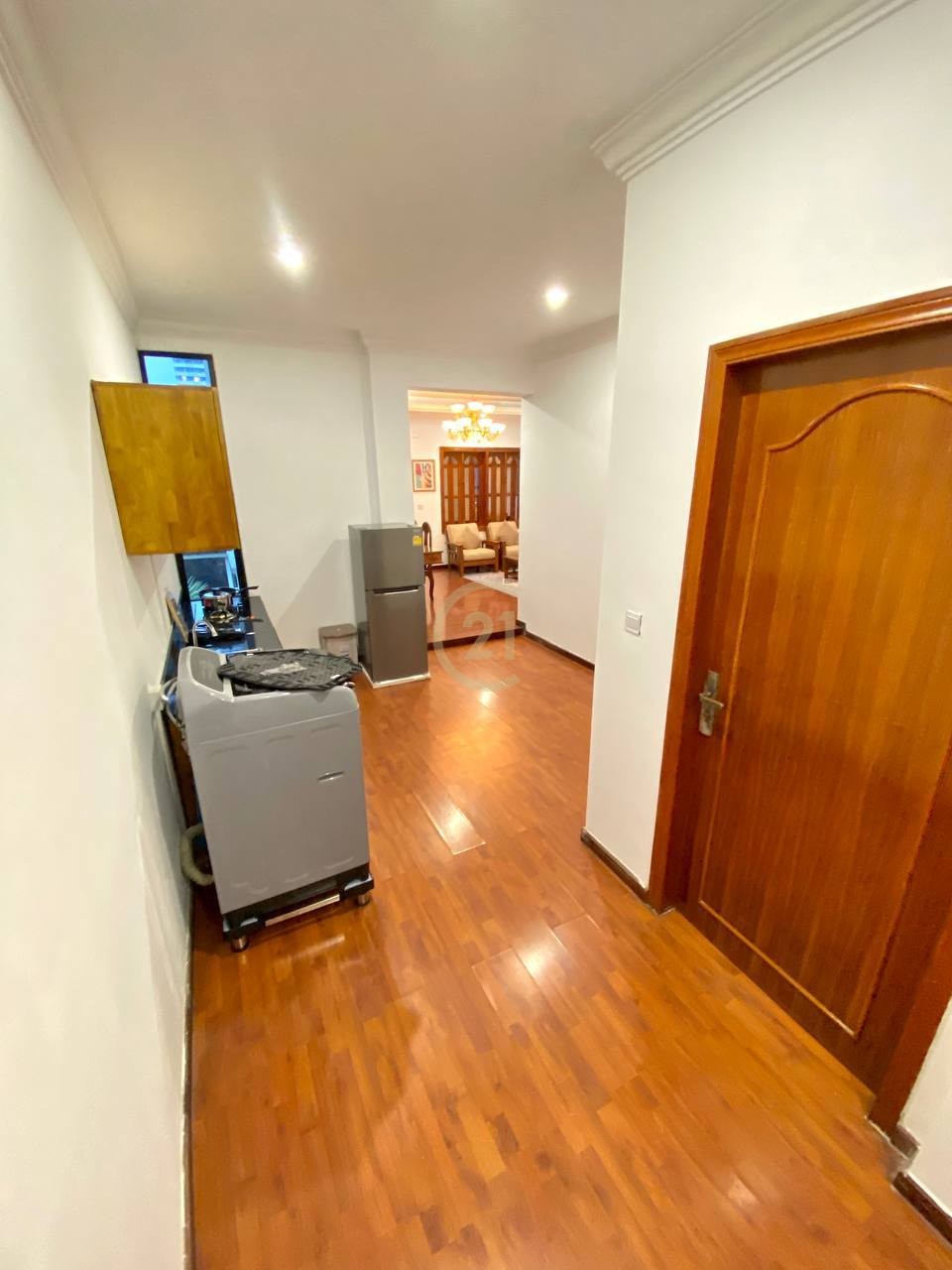 WESTERN ONE BEDROOM FOR RENT
