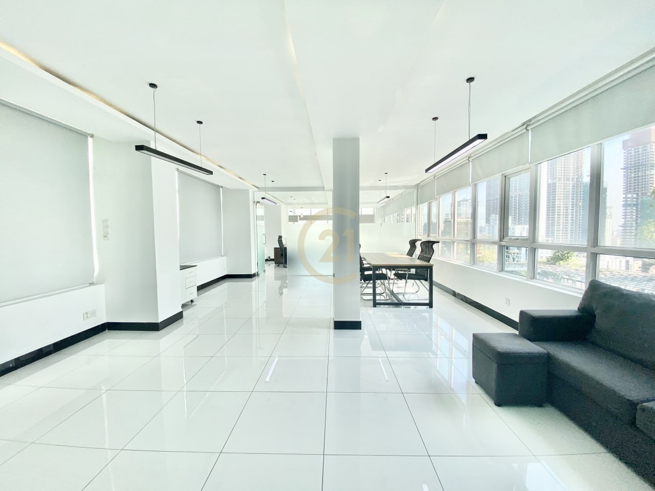 NICE OFFICE SPACE FOR RENT