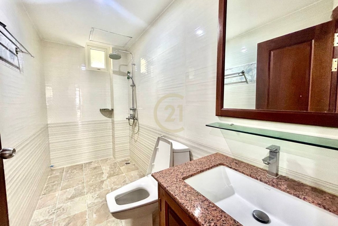 2-Bedroom Apartment for rent | Bkk1