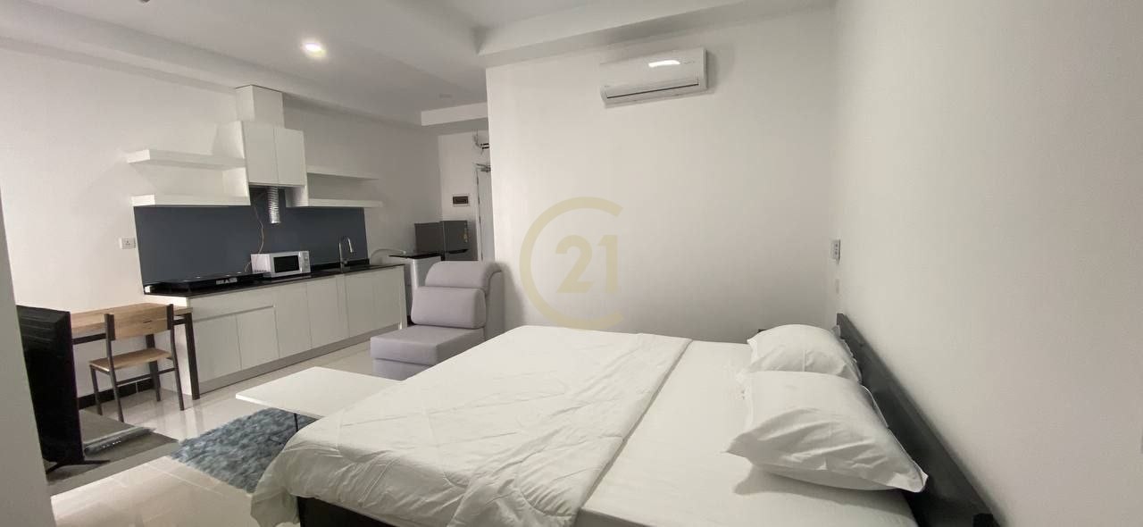 Studio room for rent at Tonle Bassac