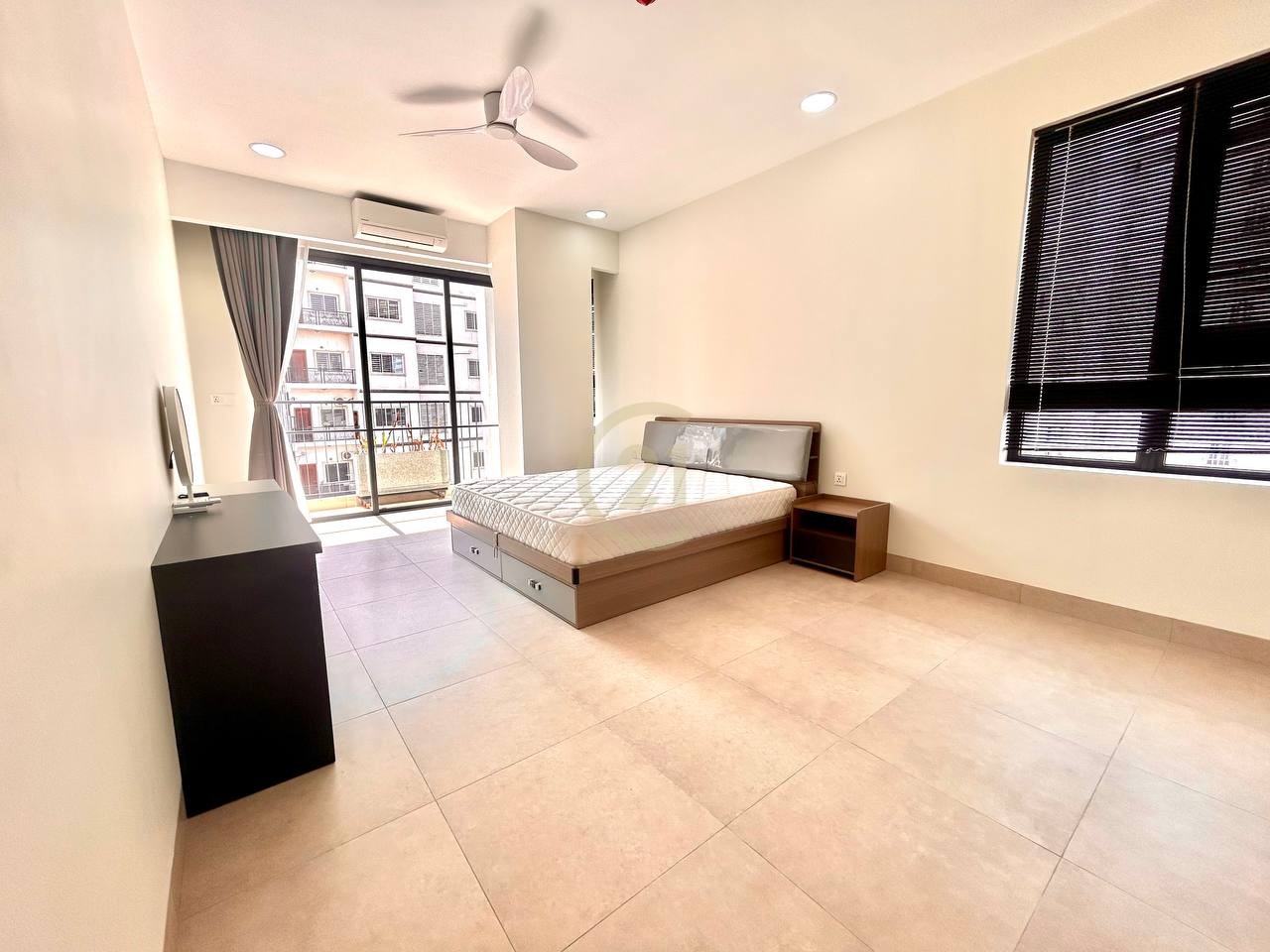 2 Bed Apartment for rent at Tonle Bassac