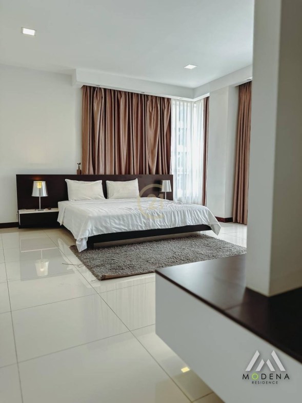 2 BR Apartment for rent at Tonle Bassac