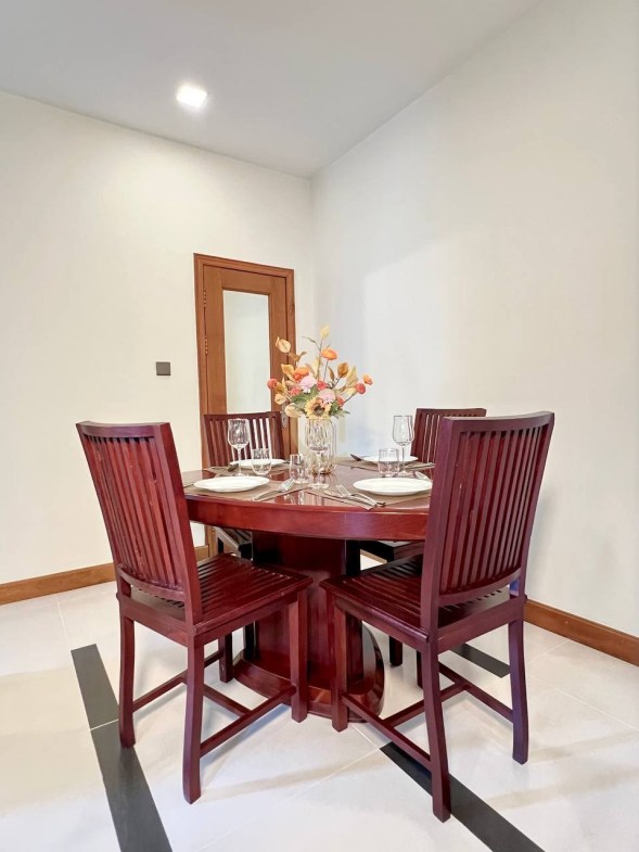 Brand New 2 Bedroom for rent at BKK1