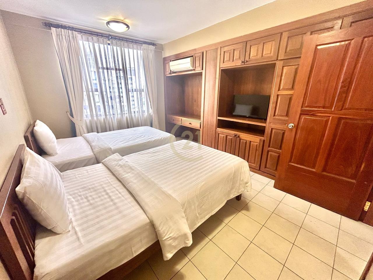 photo_4_2024-04-06_15-08-21 2 Bedroom Serviced Apartment for rent | Doun Penh