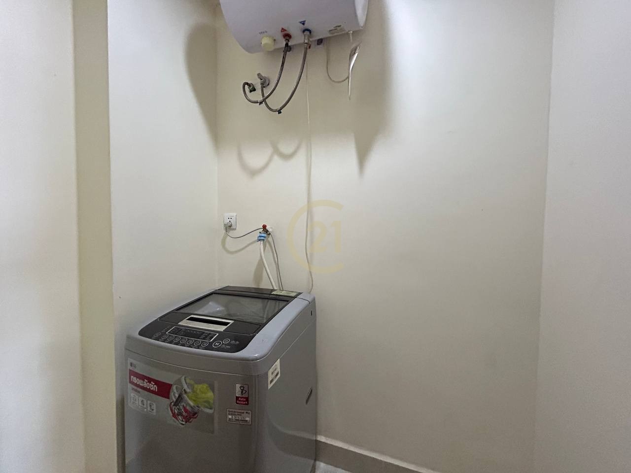 photo_4_2024-04-19_15-10-20 Luxury 2 BR Ap for rent at Toul Tom Poung