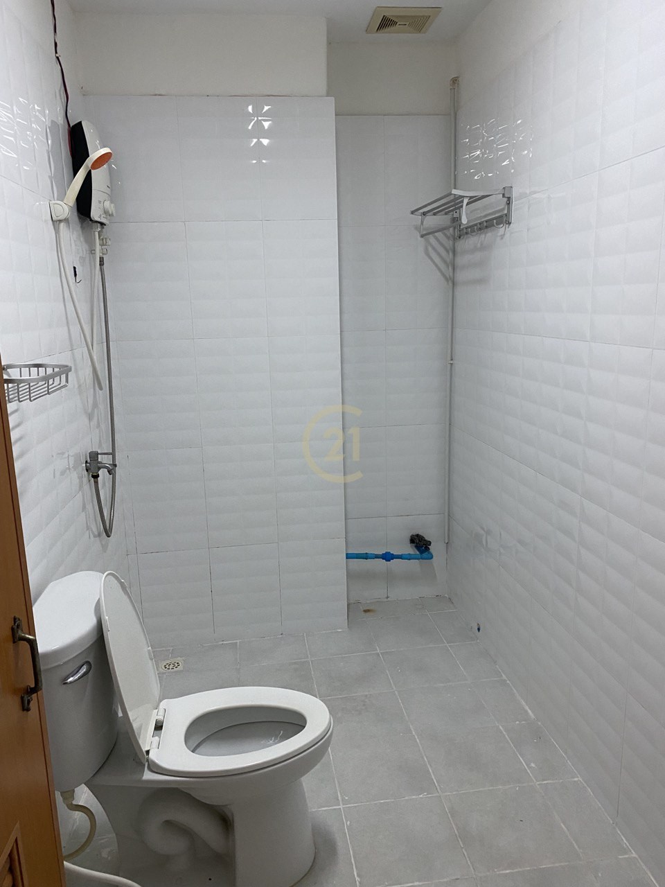 STUDIO ROOM FOR RENT AT TOUL TOMPUNG