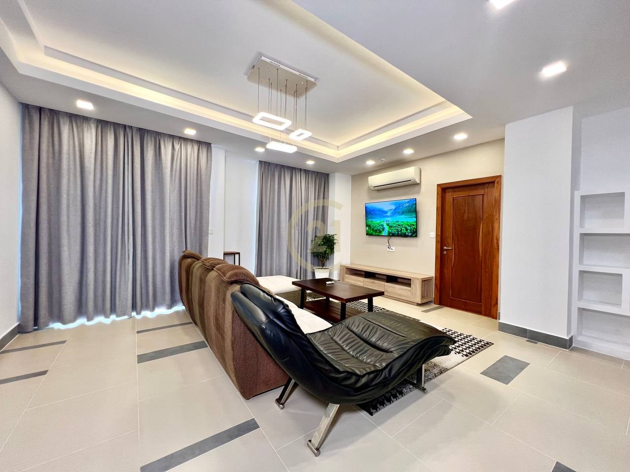 2 BEDROOM FOR RENT AT BKK1