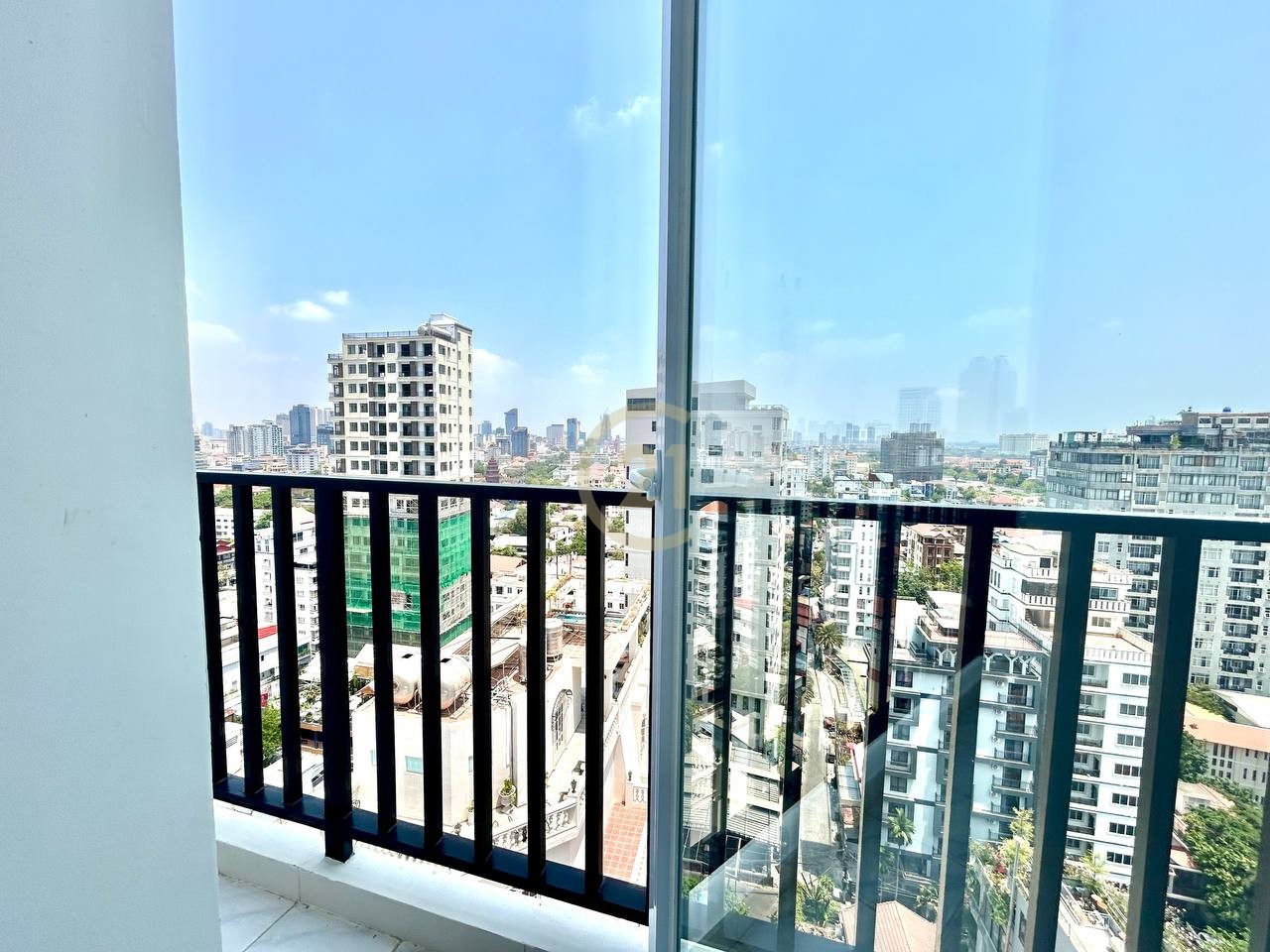 Brand New 1 Bed for rent at Tonle Bassac