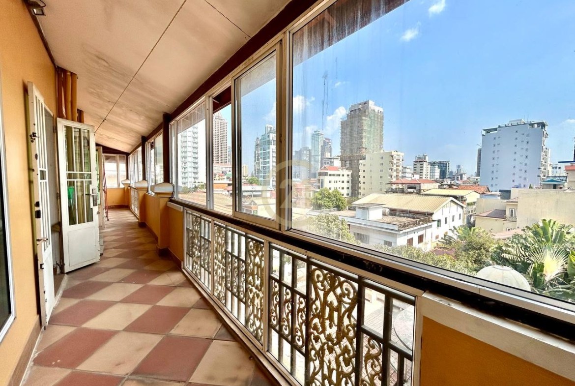 Good Price 1 Bed Apartment for rent at BKK3