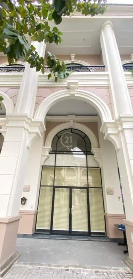 SHOP HOUSE FOR RENT AT PENGHOUT BOENGSNOR