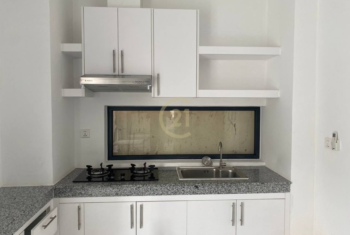 1 Bedroom Apartment for rent at Tonle Bassac