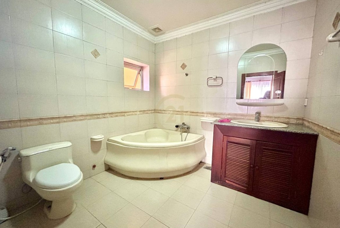 2BEDROOM FOR RENT AT BKK3