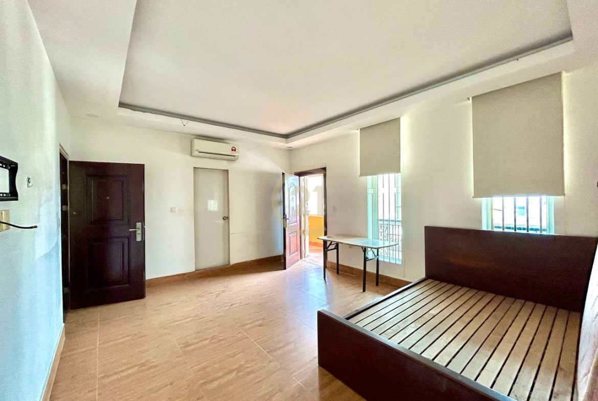 Good Price 1 Bed Apartment for rent at BKK3