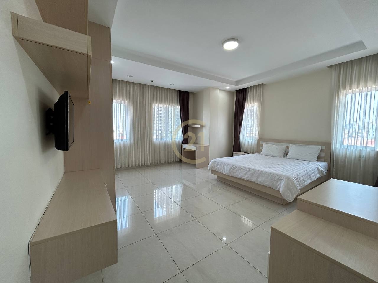 photo_7_2024-04-19_15-10-20 Luxury 2 BR Ap for rent at Toul Tom Poung