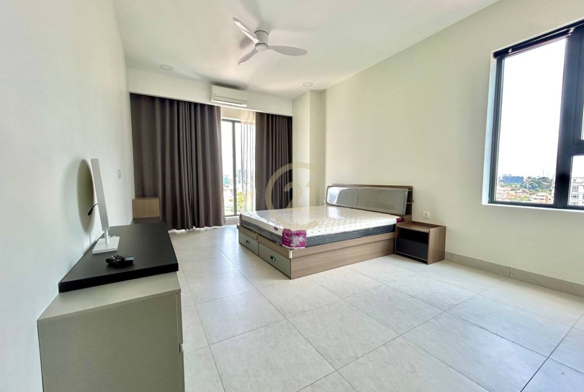 2 Bed Apartment for rent at Tonle Bassac