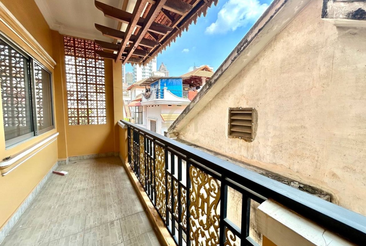 2BEDROOM FOR RENT AT BKK3