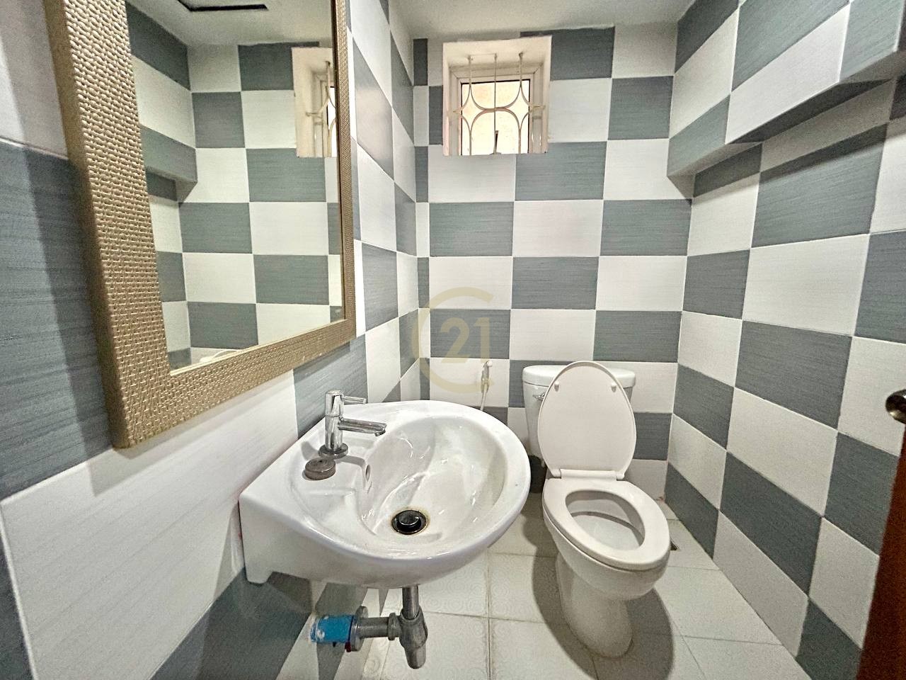 photo_8_2024-04-17_15-28-14 OFFICE FOR RENT AT DAUN PENH