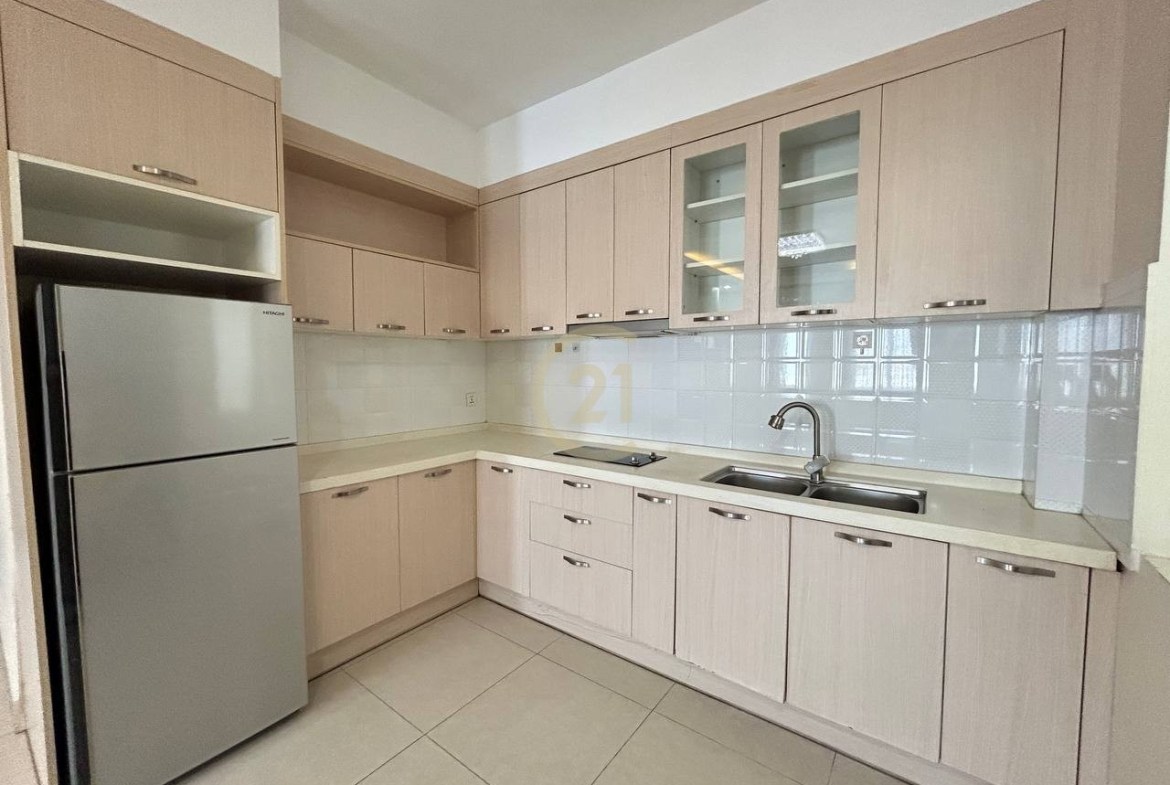 Luxury 2 BR Ap for rent at Toul Tom Poung