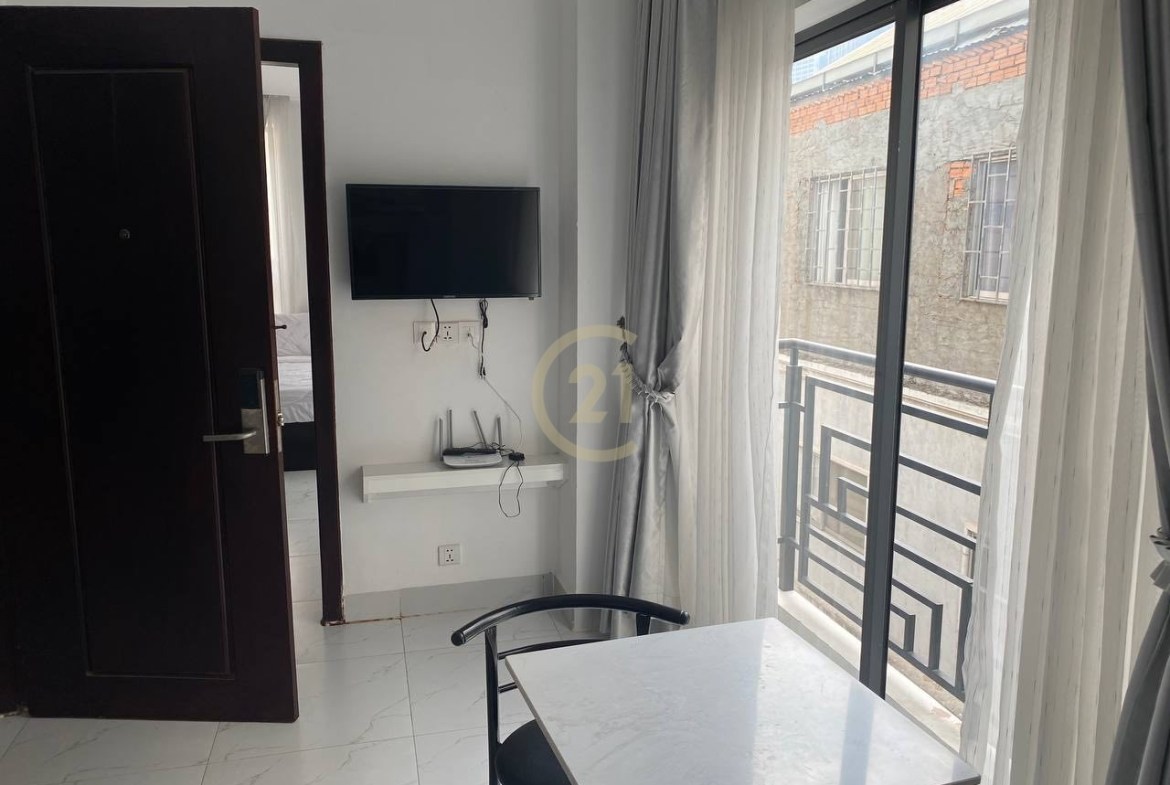 1 Bedroom Apartment for rent at Tonle Bassac