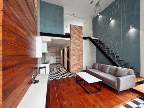 WESTERN PENTHOUSE FOR RENT