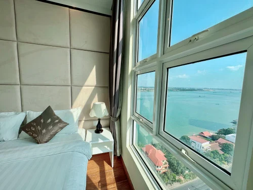 LUXERY ONE BEDROOM FOR RENT